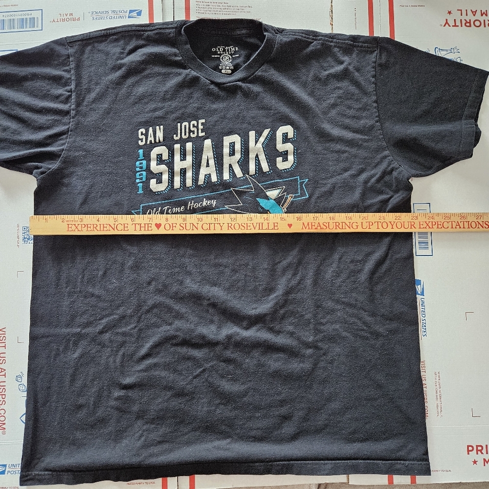 ❌️❌️SOLD❌️❌️San Jose Sharks Old Time Hockey Men’s XL Black T-Shirt - Picture 4 of 10